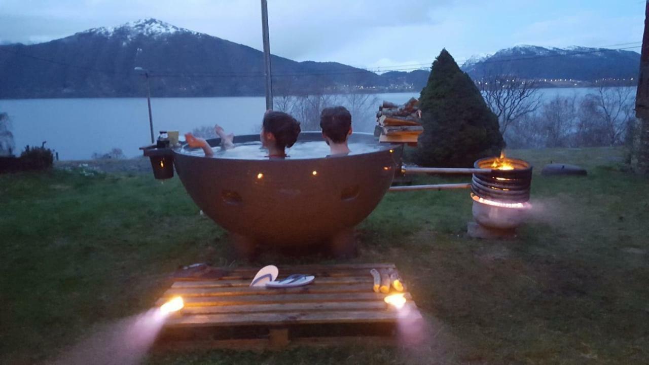 Tiny House With Fjordview! Villa Lauvstad Bagian luar foto